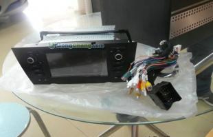 愛影寶馬325專用DVD導(dǎo)航與325原廠導(dǎo)航 軟件開發(fā)與配件優(yōu)勢(shì)對(duì)比